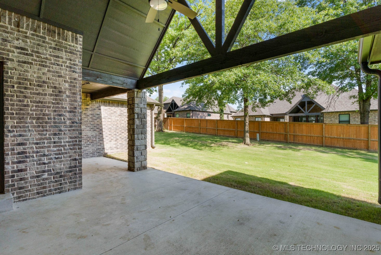 1604 Pinecrest Drive Claremore OK 74017