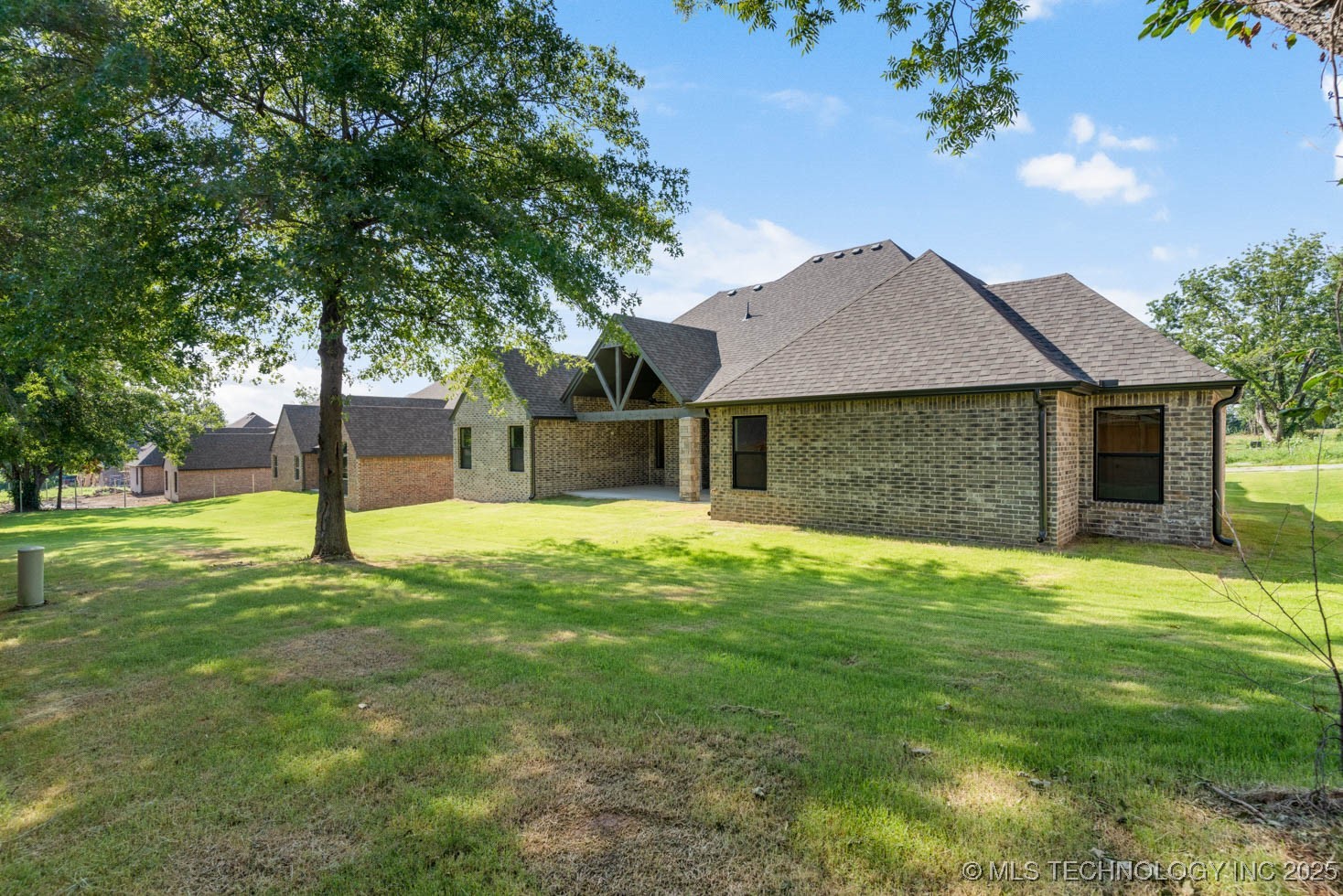 1604 Pinecrest Drive Claremore OK 74017