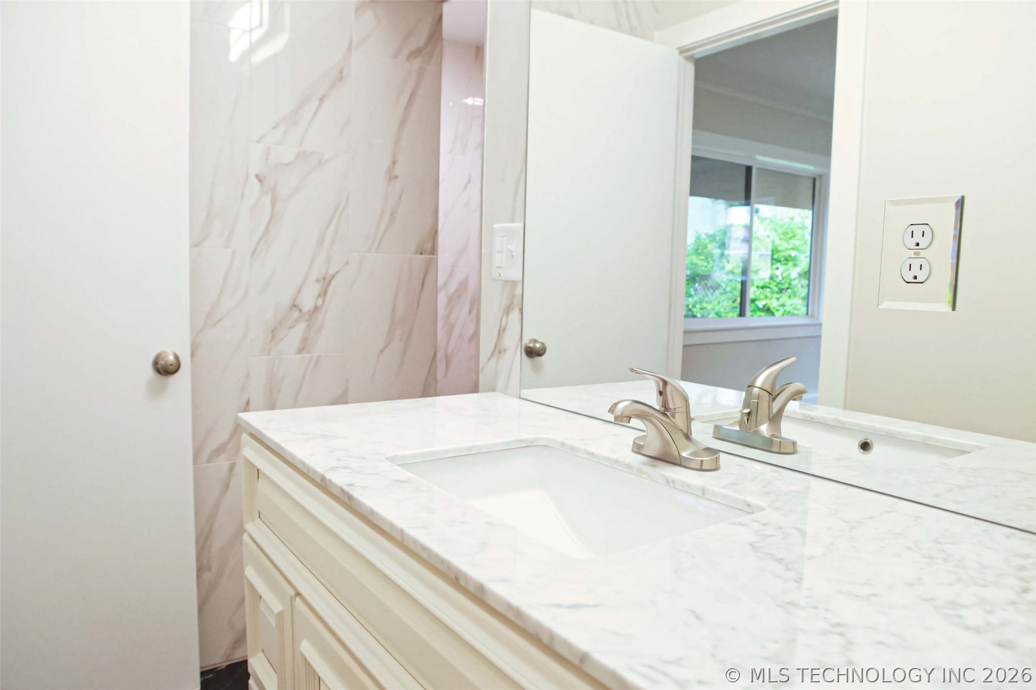 2211 N Denver Place Tulsa OK 74106