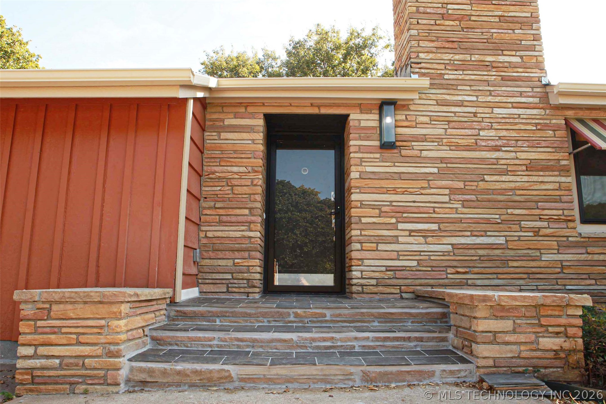 2211 N Denver Place Tulsa OK 74106