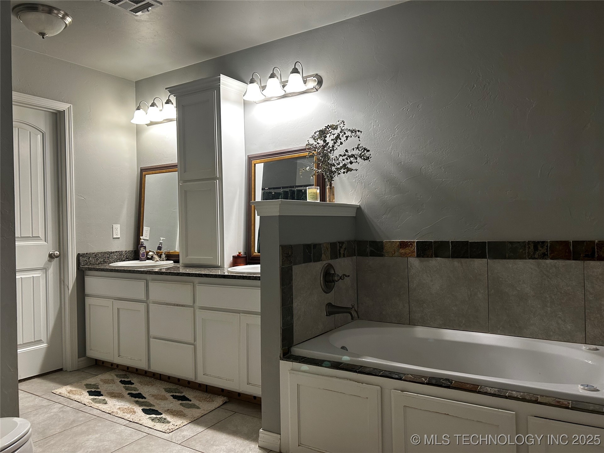 17131 County Road 3539 Ada OK 74820