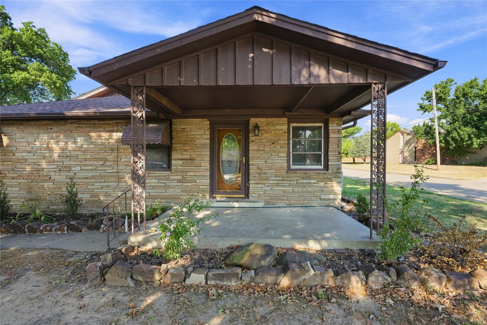 1217 N Oklahoma Avenue Claremore OK 74017
