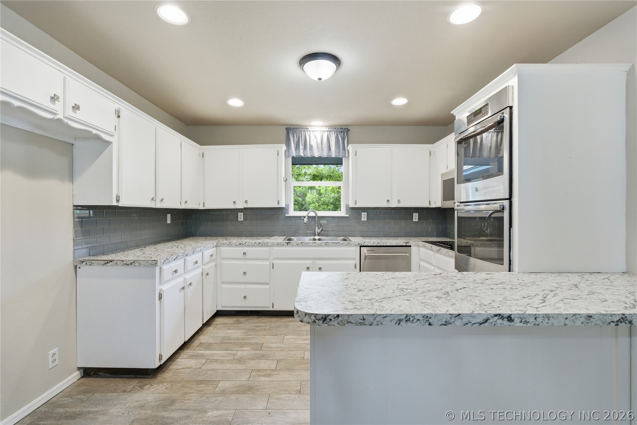 971 Wood Lake Drive Sand Springs OK 74063