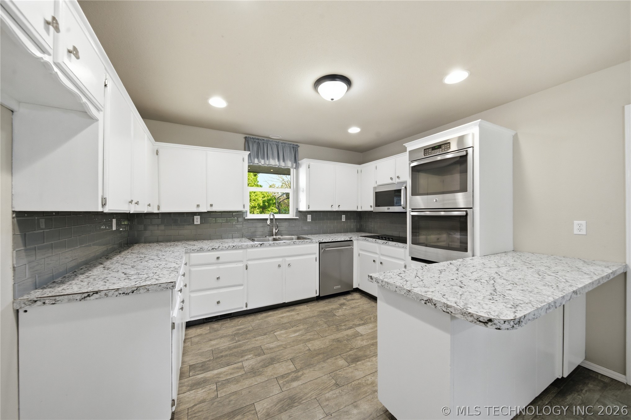 971 Wood Lake Drive Sand Springs OK 74063