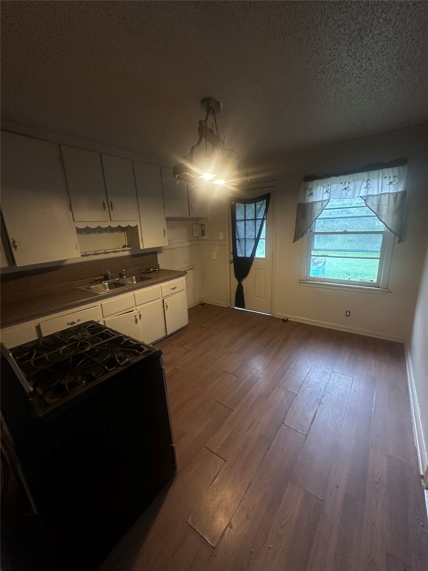 2320 W Easton Court Tulsa OK 74127