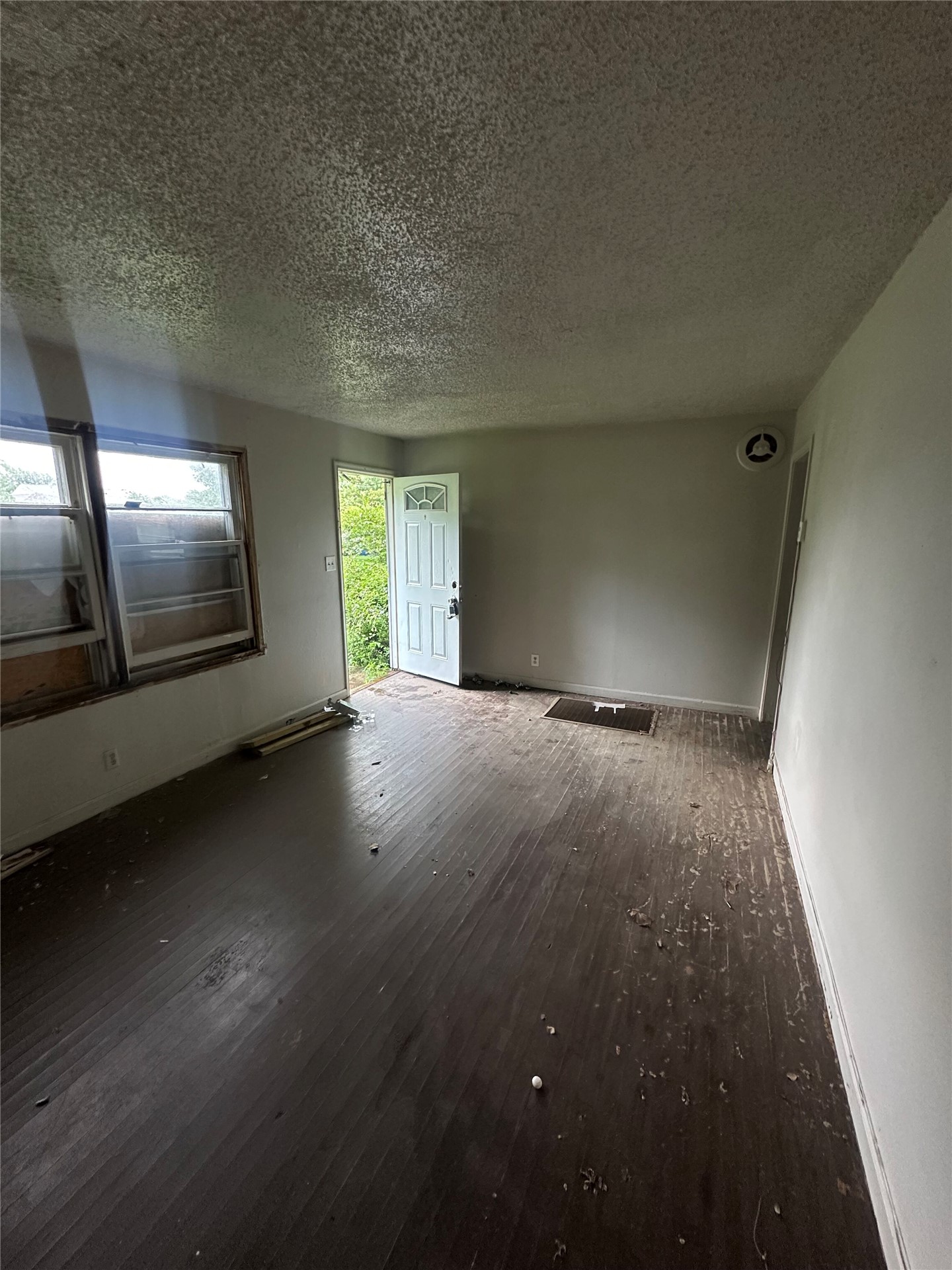 2320 W Easton Court Tulsa OK 74127