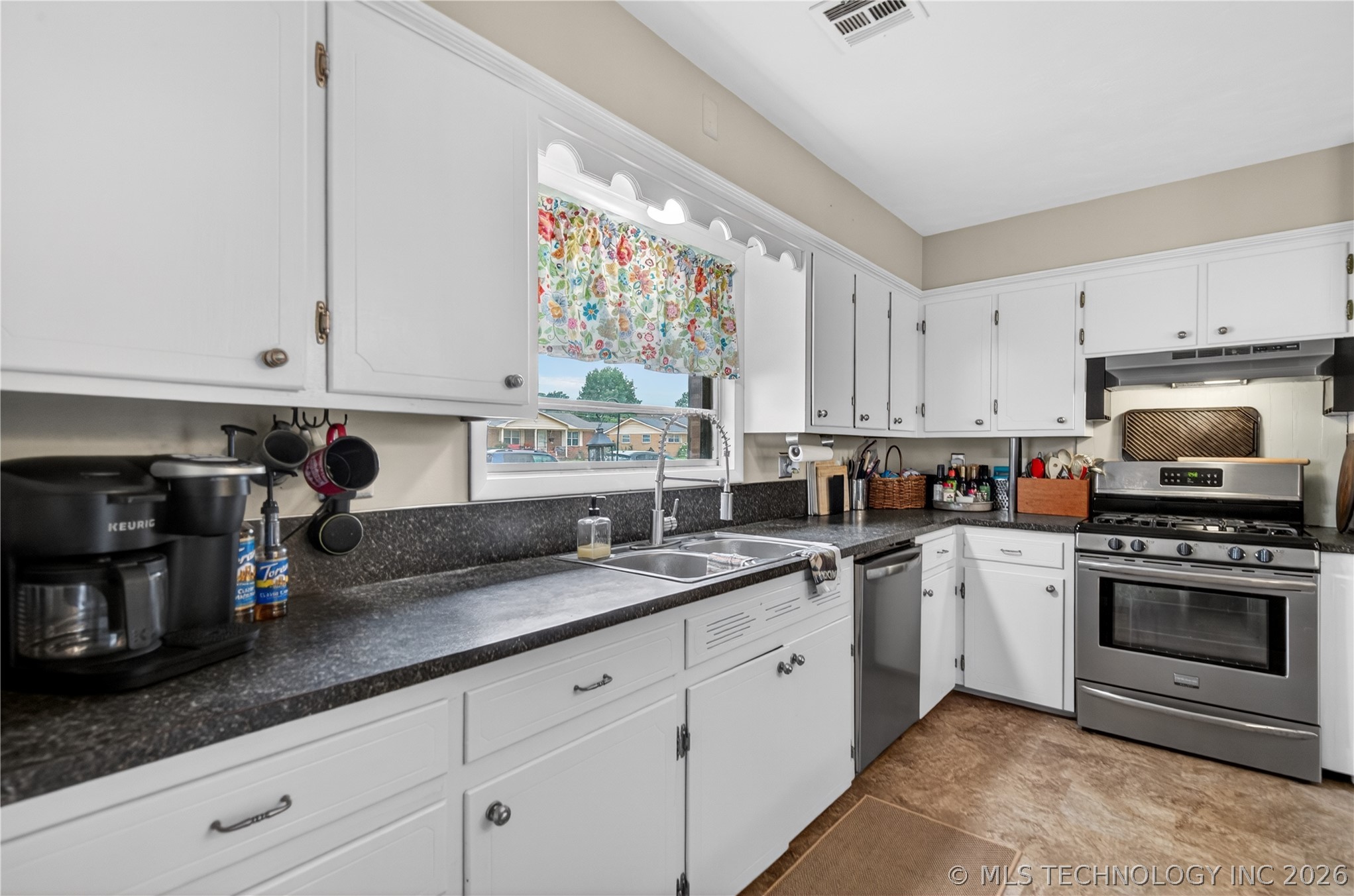 5716 Baylor Drive Bartlesville OK 74006