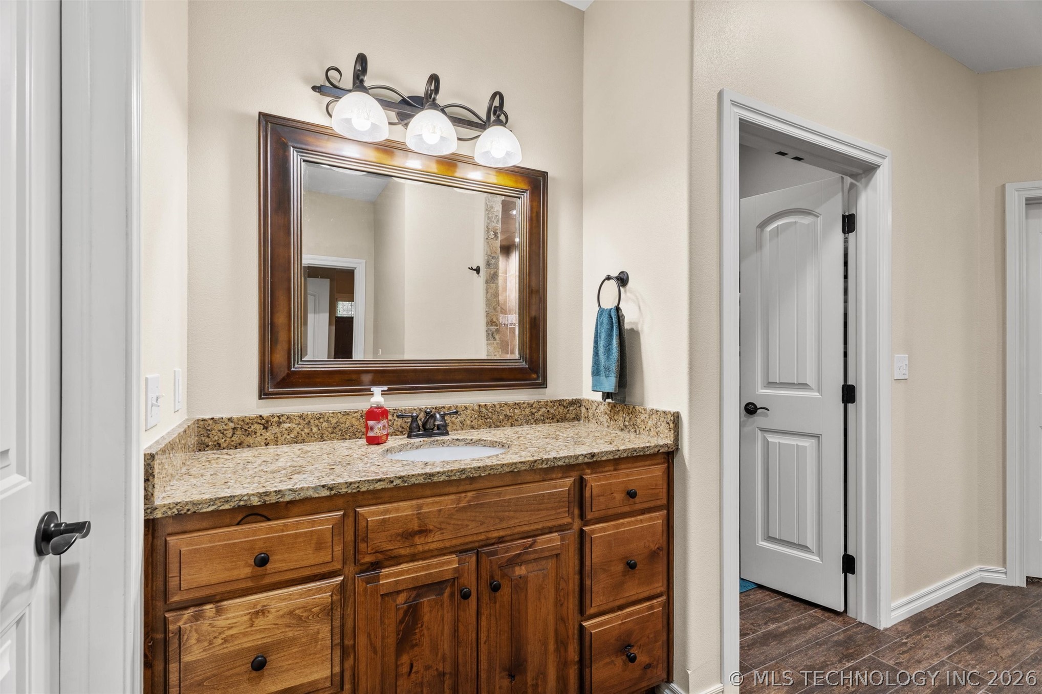 403105 W 2330 Drive Bartlesville OK 74006