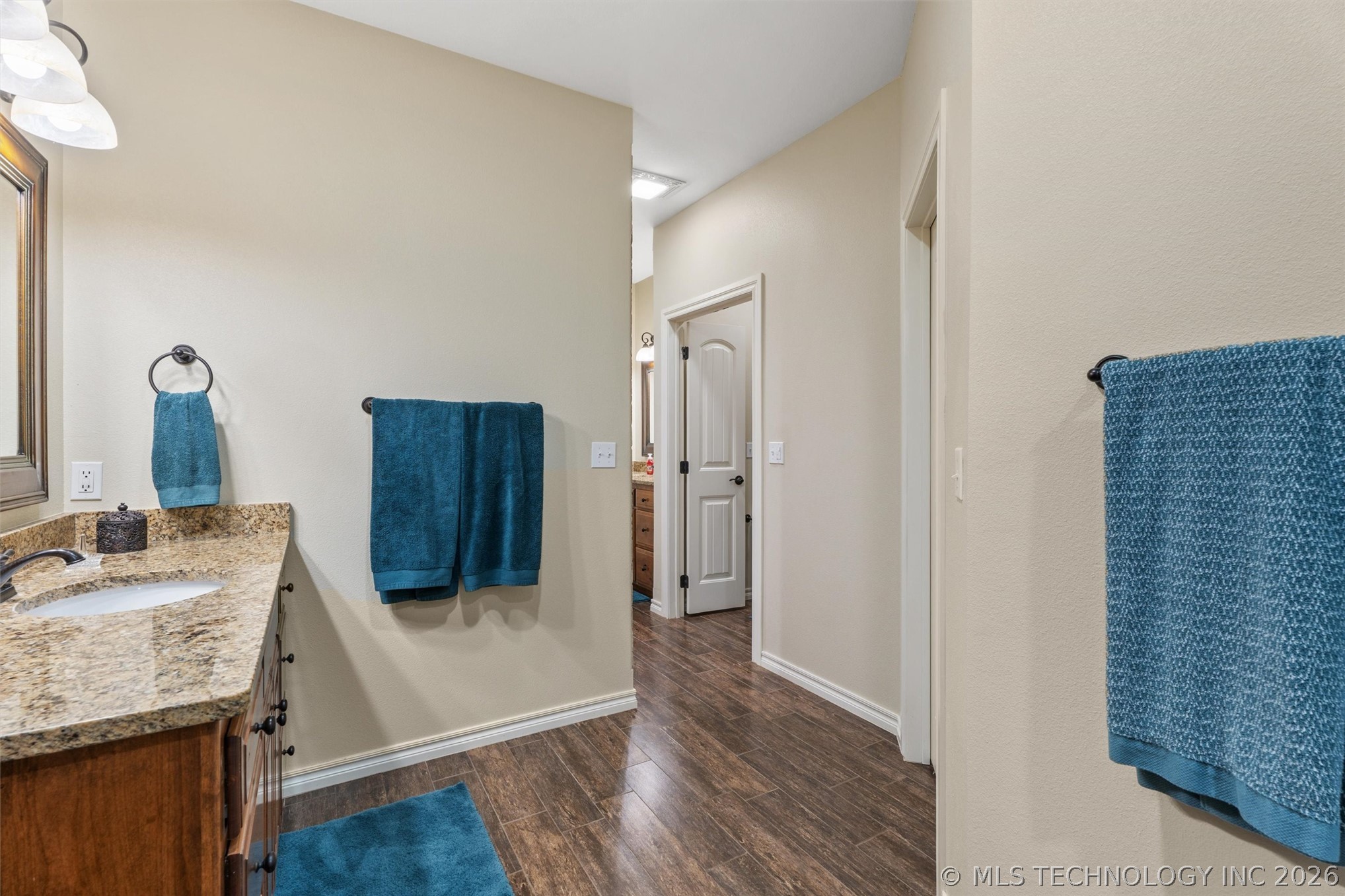 403105 W 2330 Drive Bartlesville OK 74006