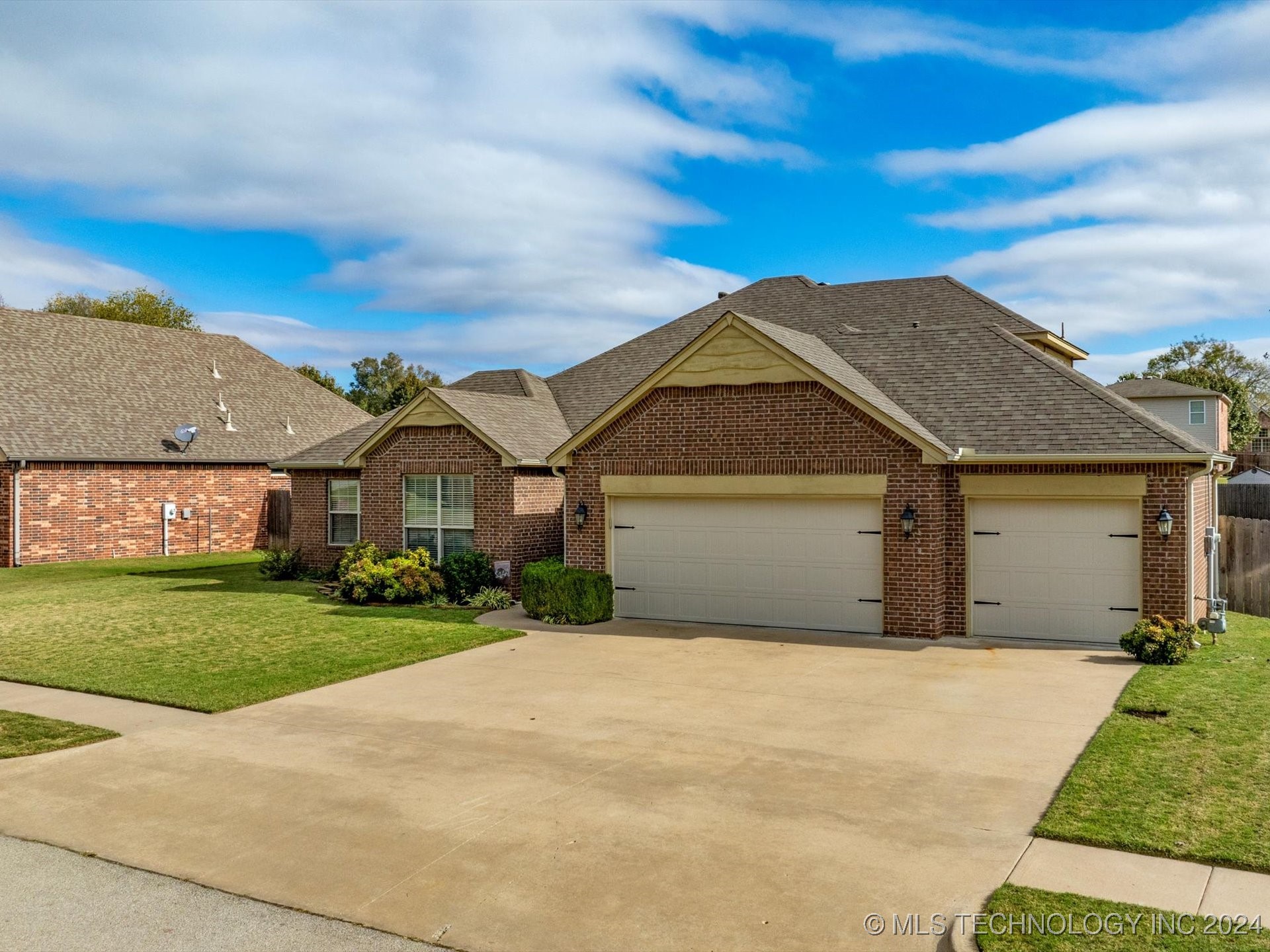 1908 SE Lester Avenue Bartlesville OK 74006