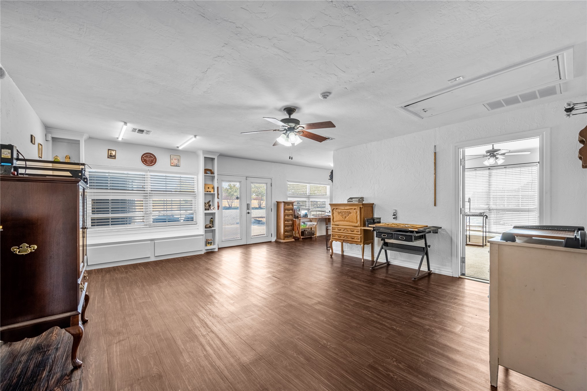 296 Prairie View Drive Elgin OK 73538