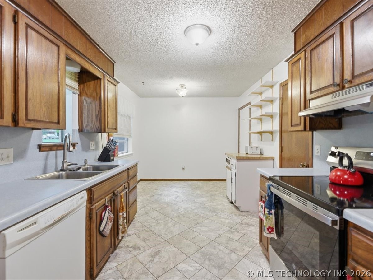 24225 E 112th Street S Broken Arrow OK 74014