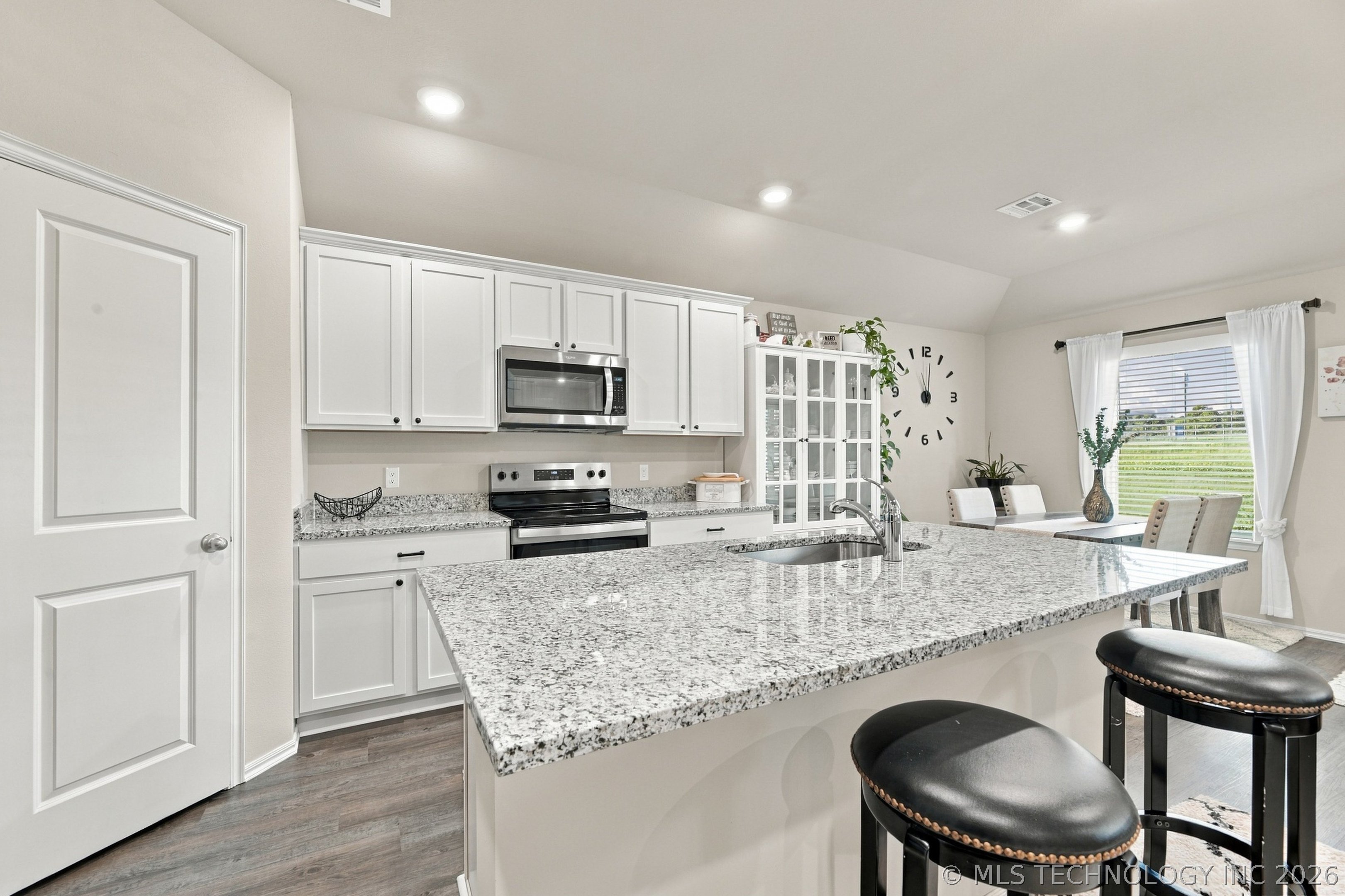 1014 Shasta Lane E Mannford OK 74044