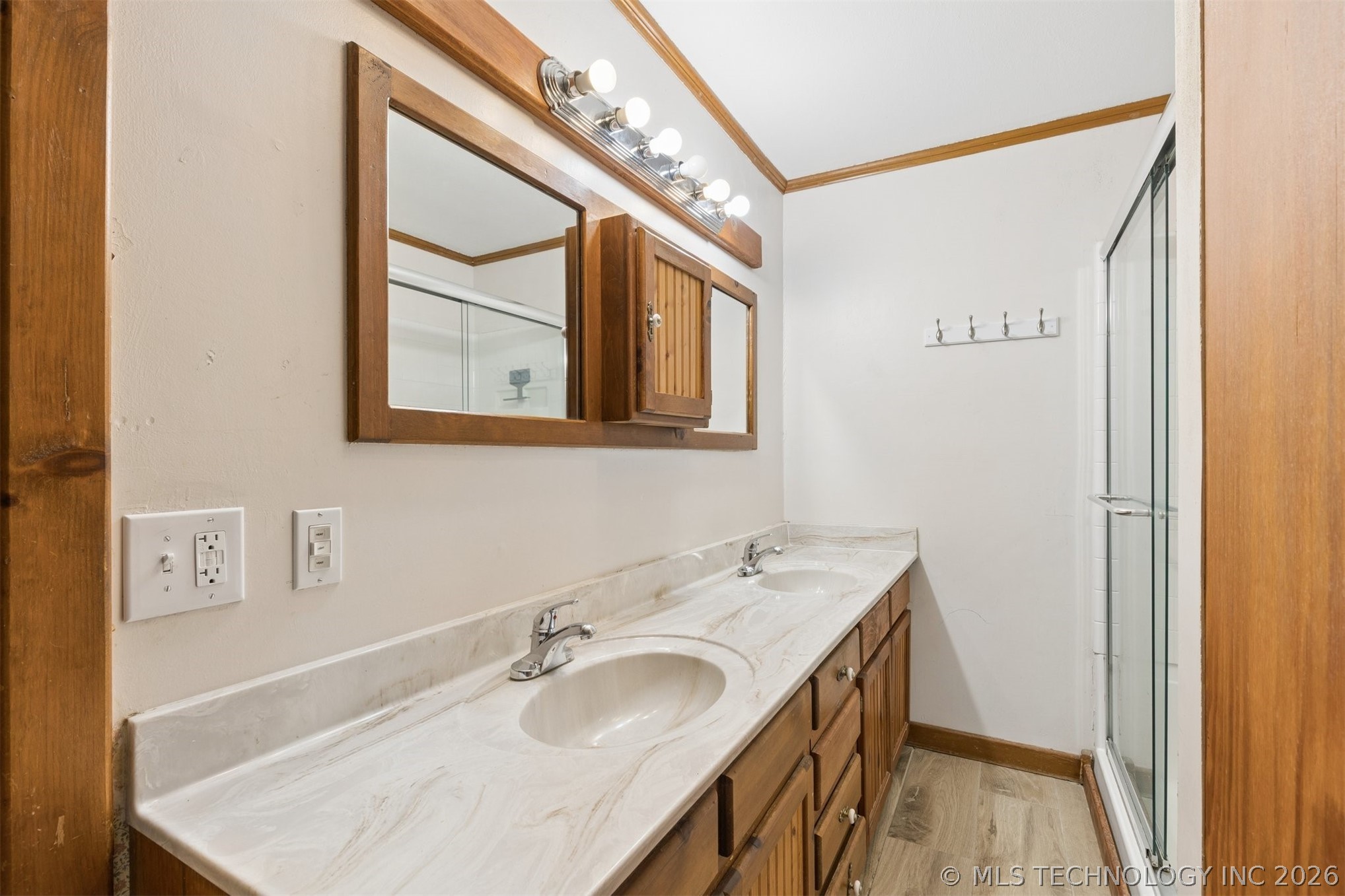 2700 W Dickinson Cushing OK 74023