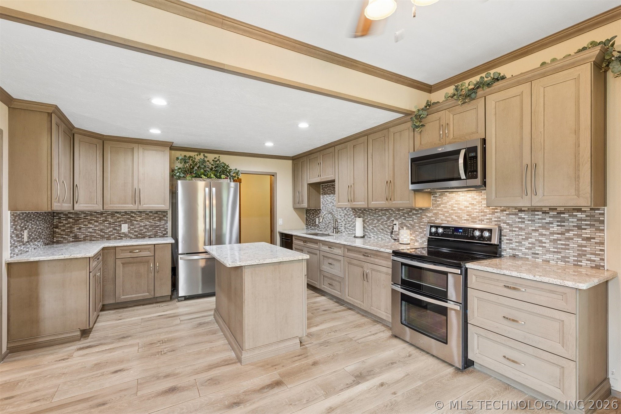2700 W Dickinson Cushing OK 74023