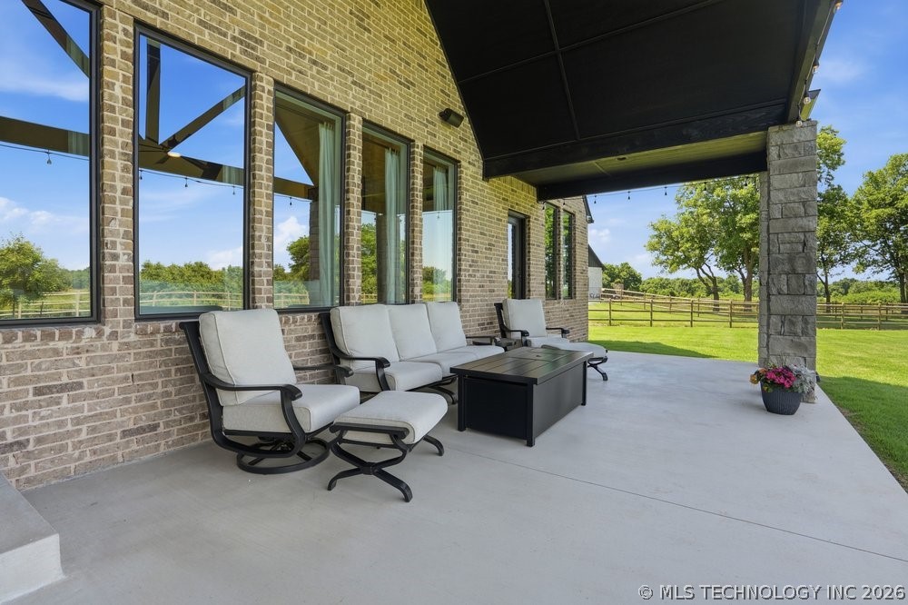18893 E Canyon Ridge Road Owasso OK 74055