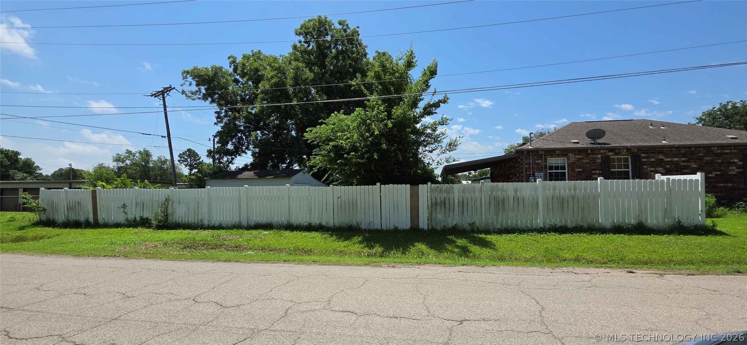 1102 S Tinker Avenue Hominy OK 74601