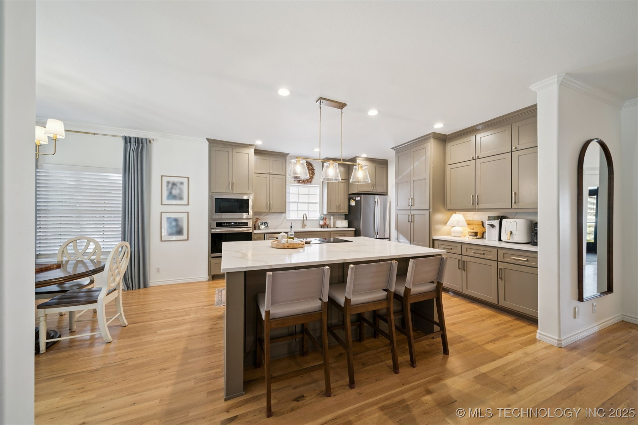 305 N Forest Ridge Boulevard Broken Arrow OK 74014