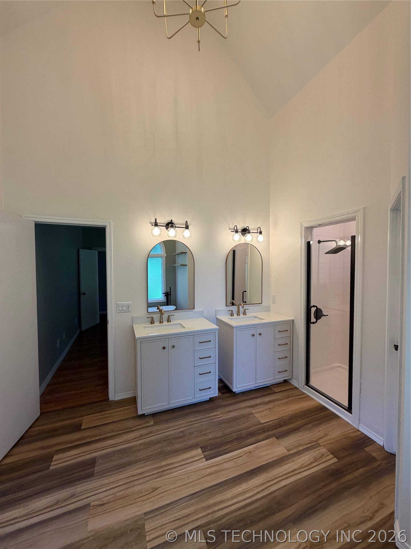 1304 N Iroquois Avenue Chouteau OK 74337