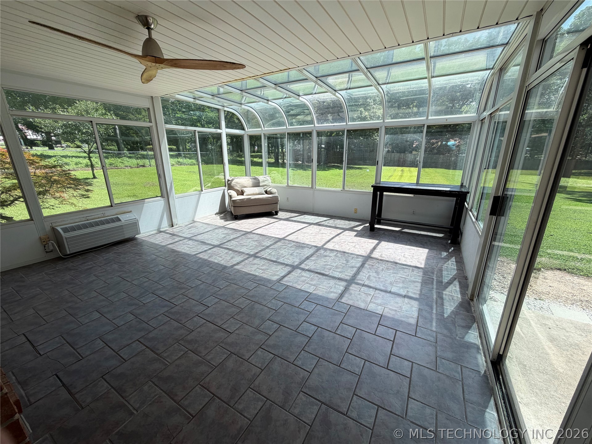 1304 N Iroquois Avenue Chouteau OK 74337