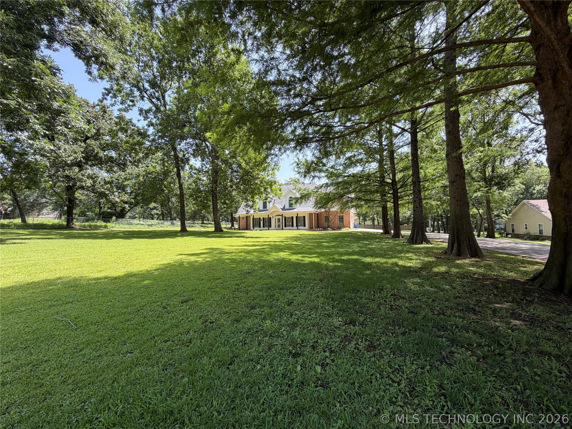 1304 N Iroquois Avenue Chouteau OK 74337