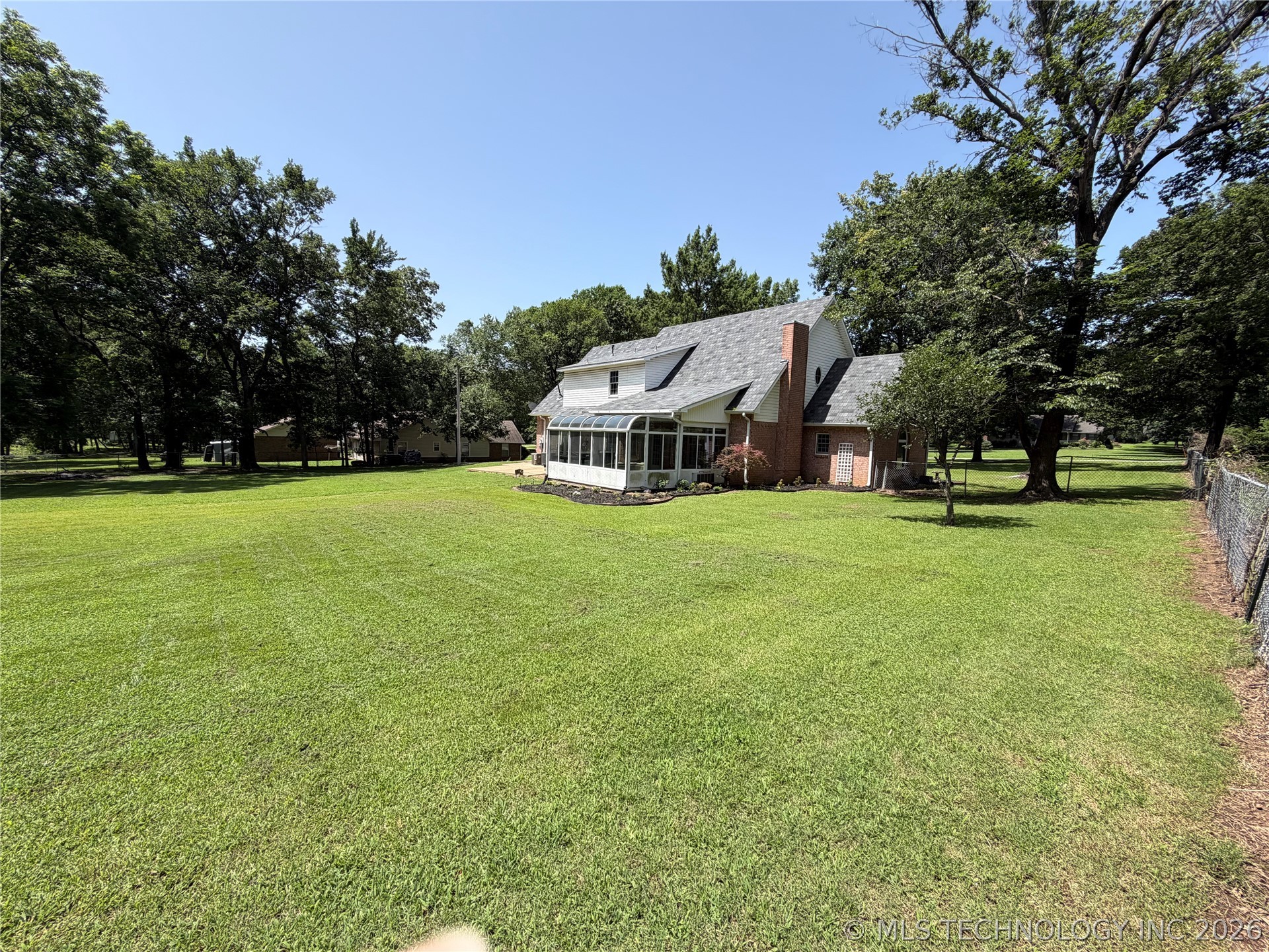 1304 N Iroquois Avenue Chouteau OK 74337