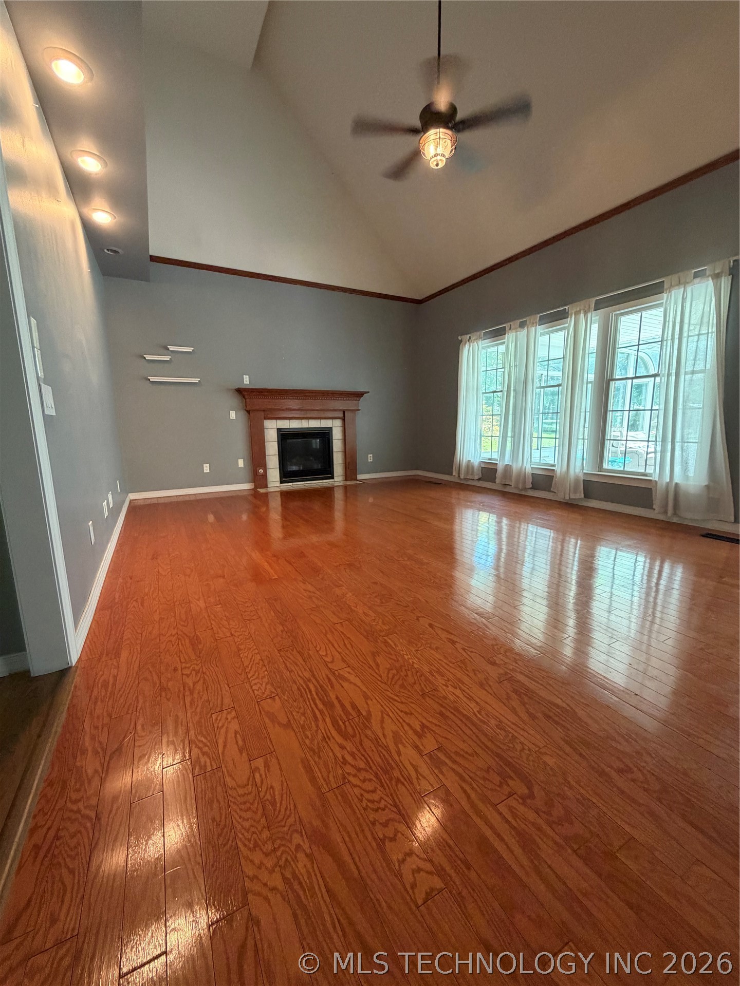 1304 N Iroquois Avenue Chouteau OK 74337