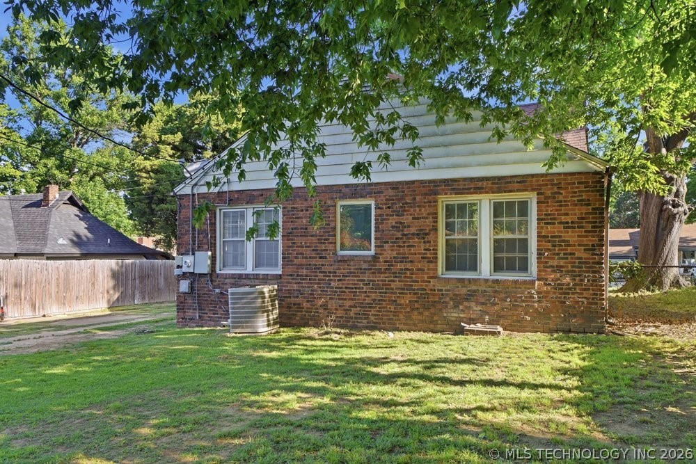 3308 E Haskell Place Tulsa OK 74115