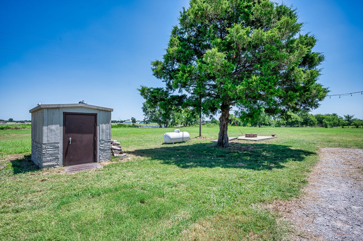 37710 E County Road 1520 Pauls Valley OK 73075