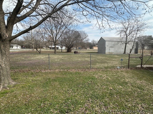 242 E Williams Street Byars OK 74831