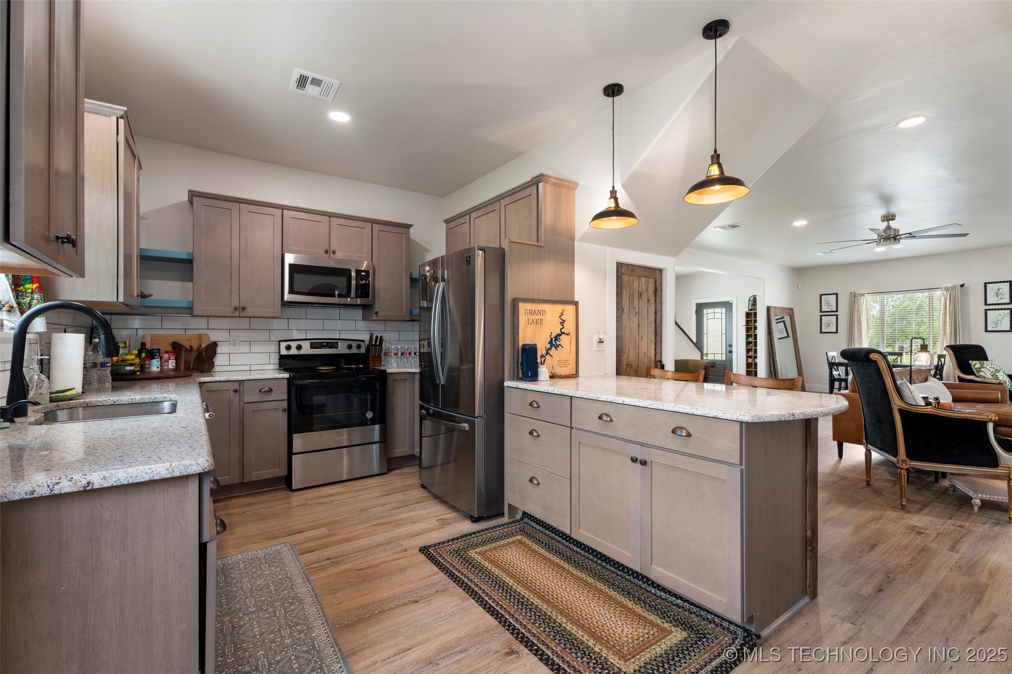 28200 S Highway 125 Afton OK 74331