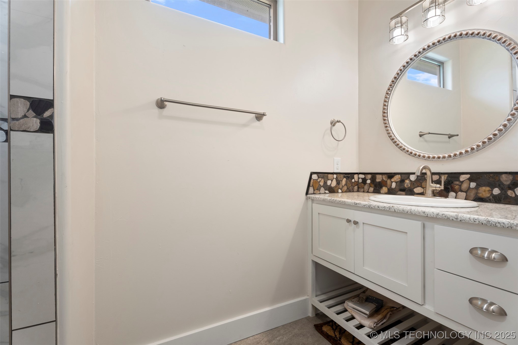 28200 S Highway 125 Afton OK 74331