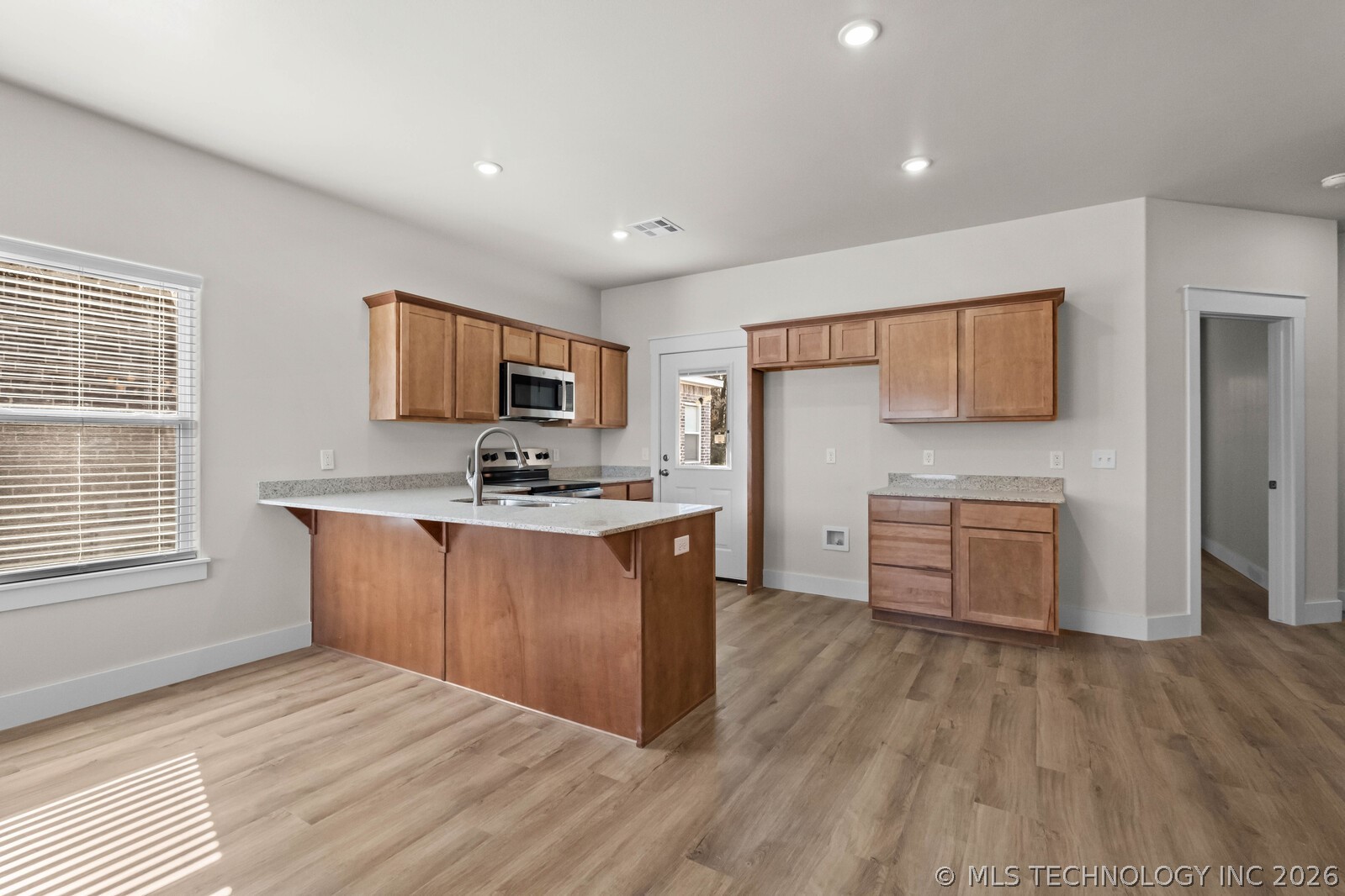 880 Snyder Springs Loop Watts OK 74964