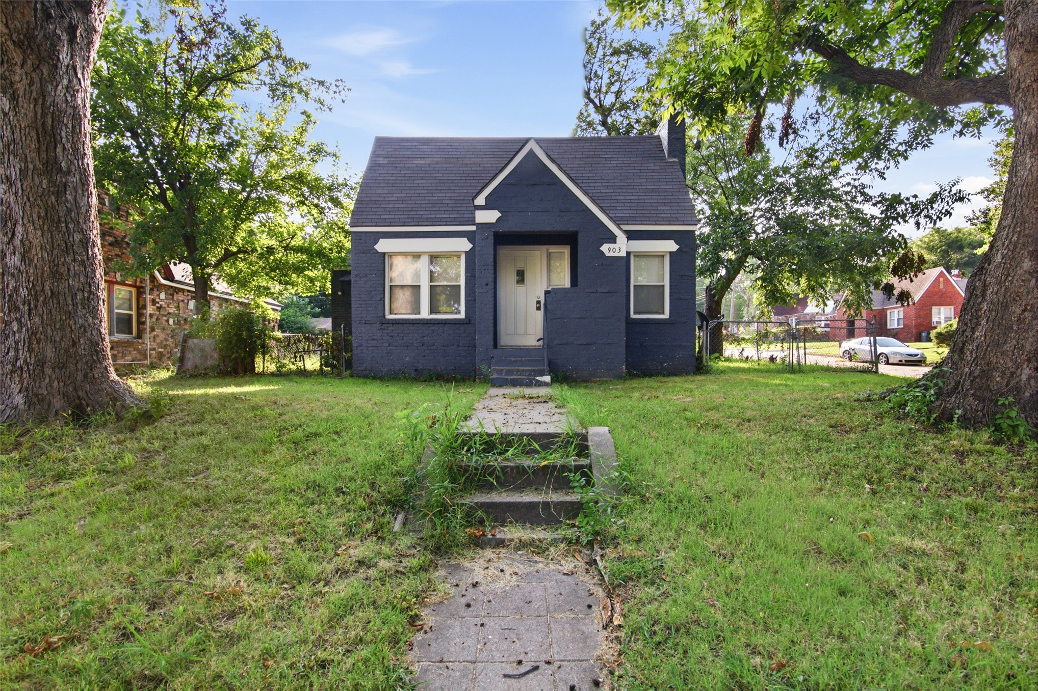 903 N Columbia Place Tulsa OK 74110