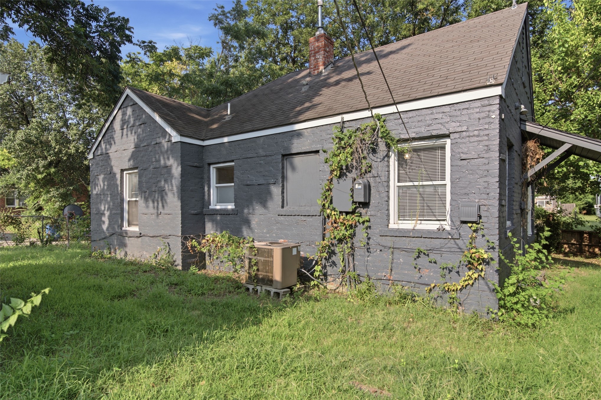 903 N Columbia Place Tulsa OK 74110