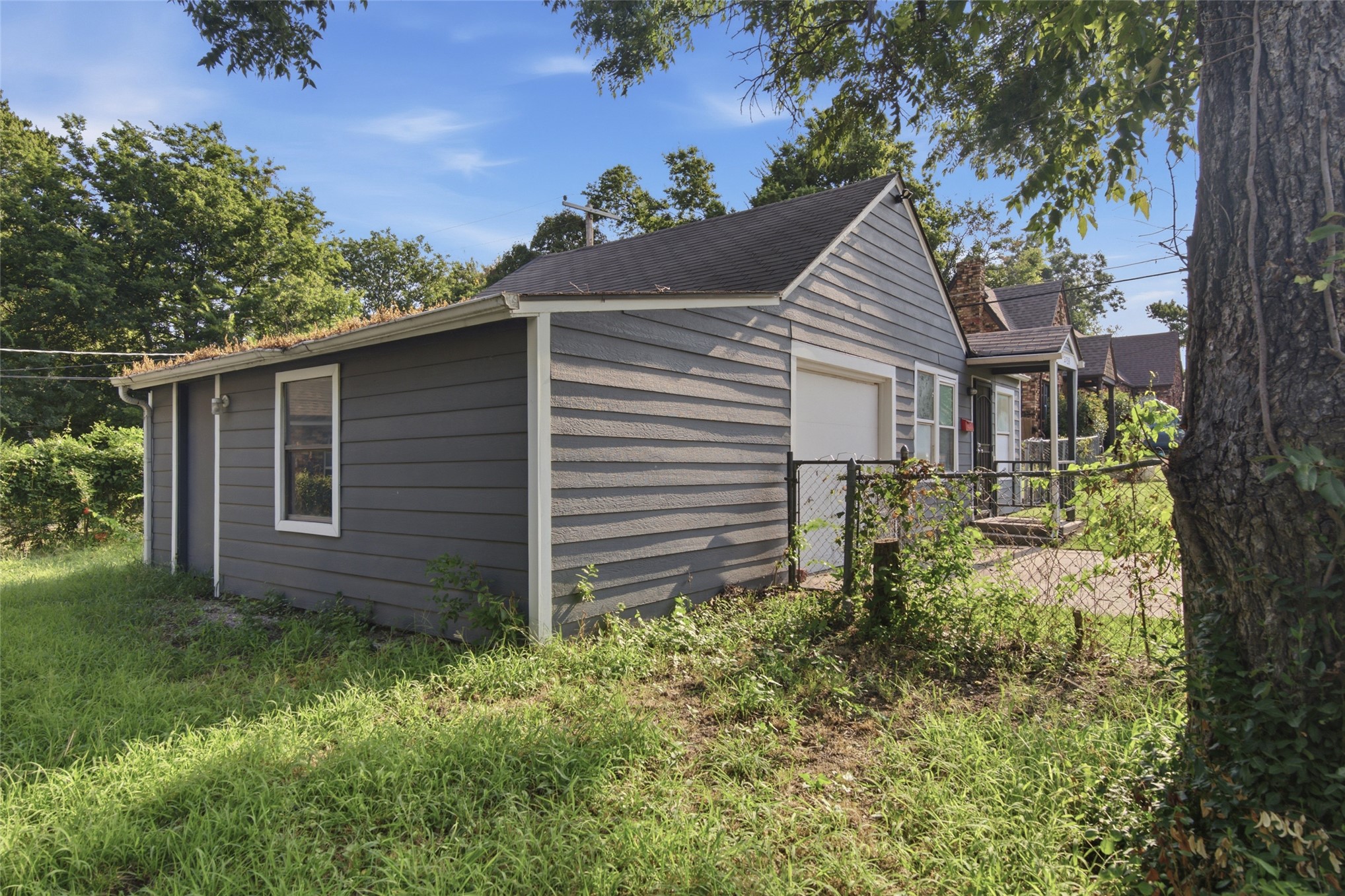 903 N Columbia Place Tulsa OK 74110