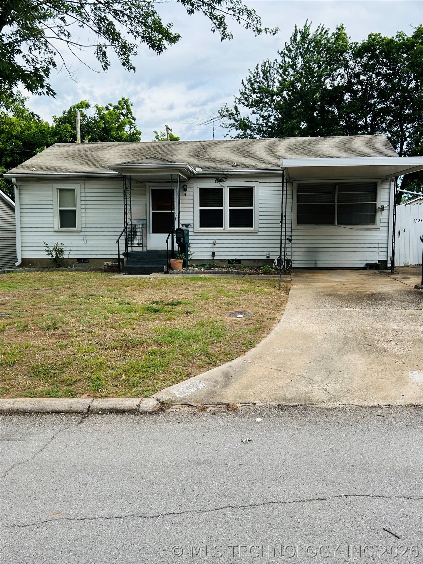 1223 Carol Drive Shawnee OK 74804
