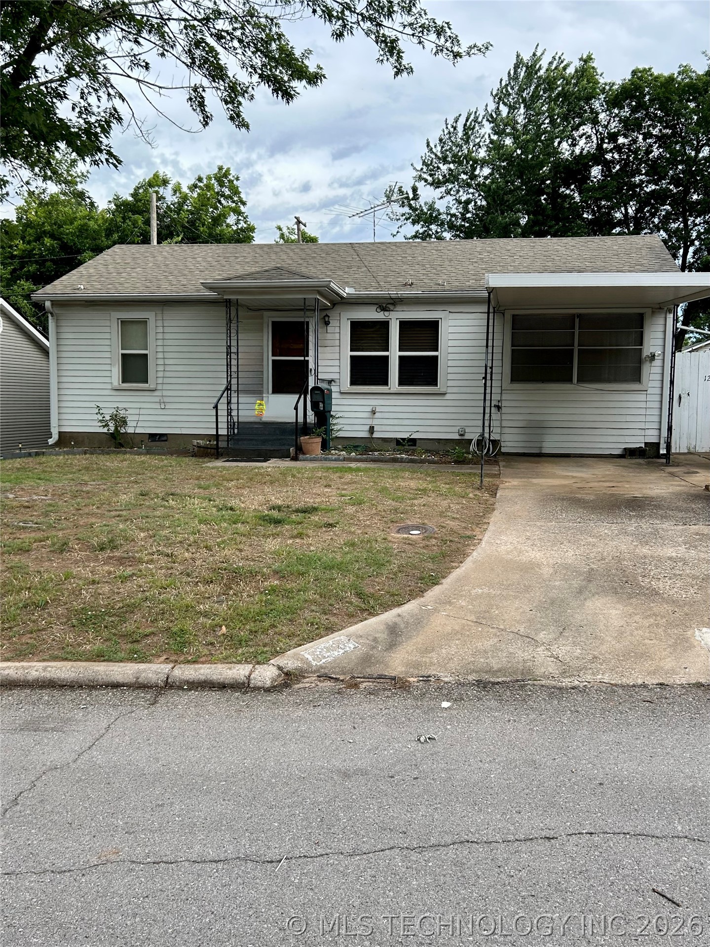 1223 Carol Drive Shawnee OK 74804