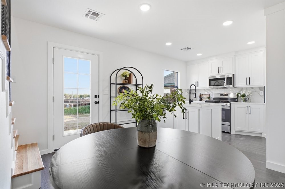 11211 E 122nd Court N Collinsville OK 74021