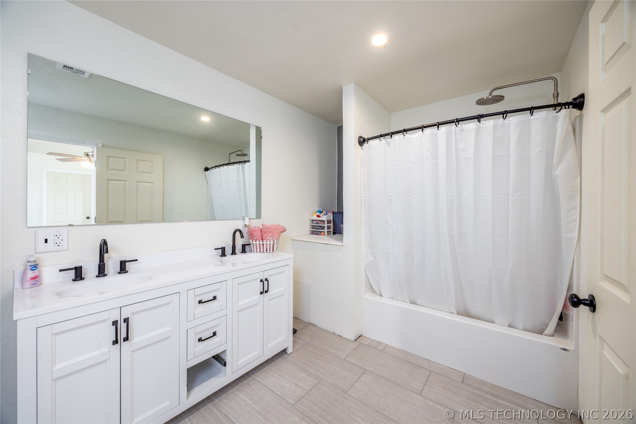 11526 State Road 78 Milburn OK 73450