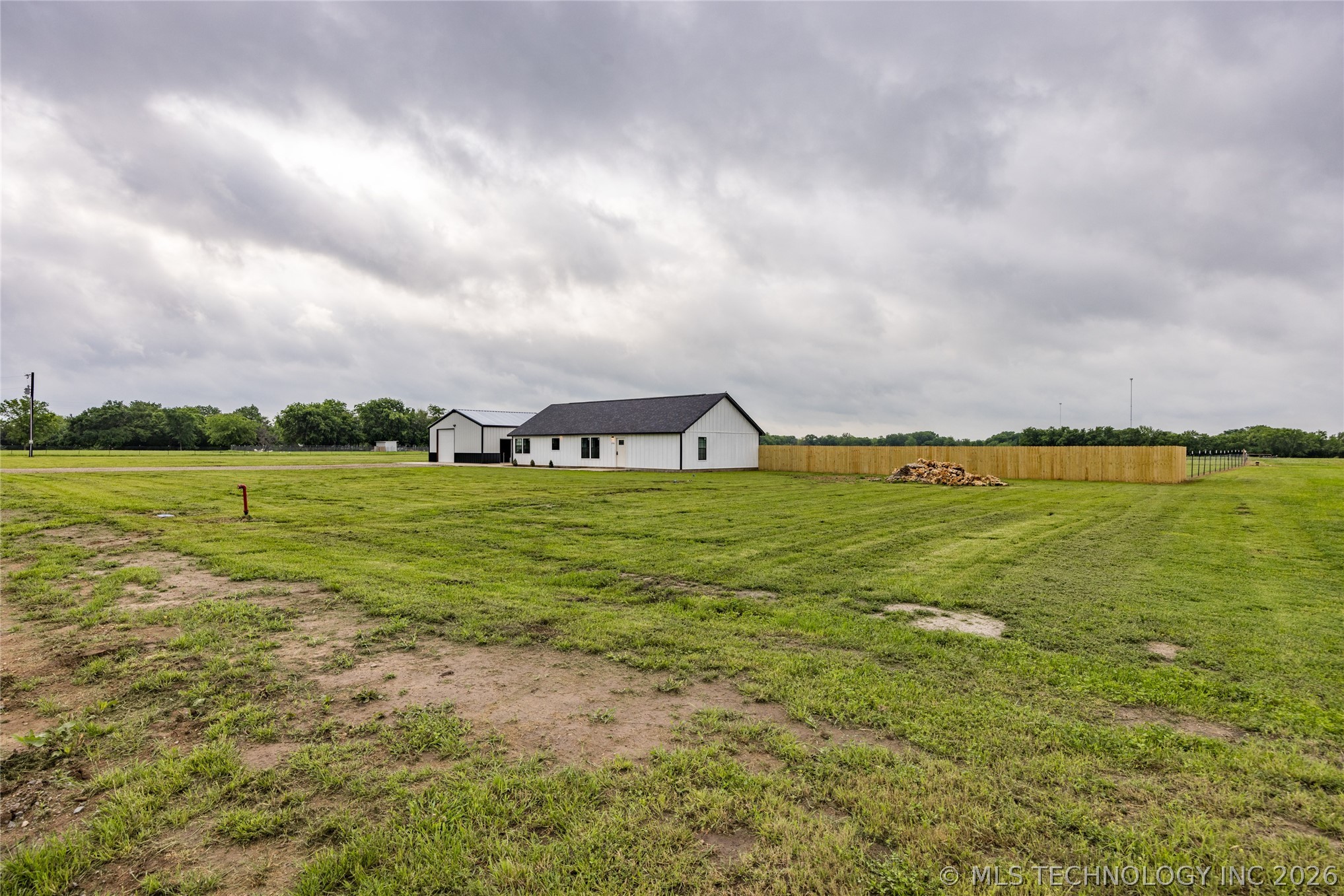 11526 State Road 78 Milburn OK 73450