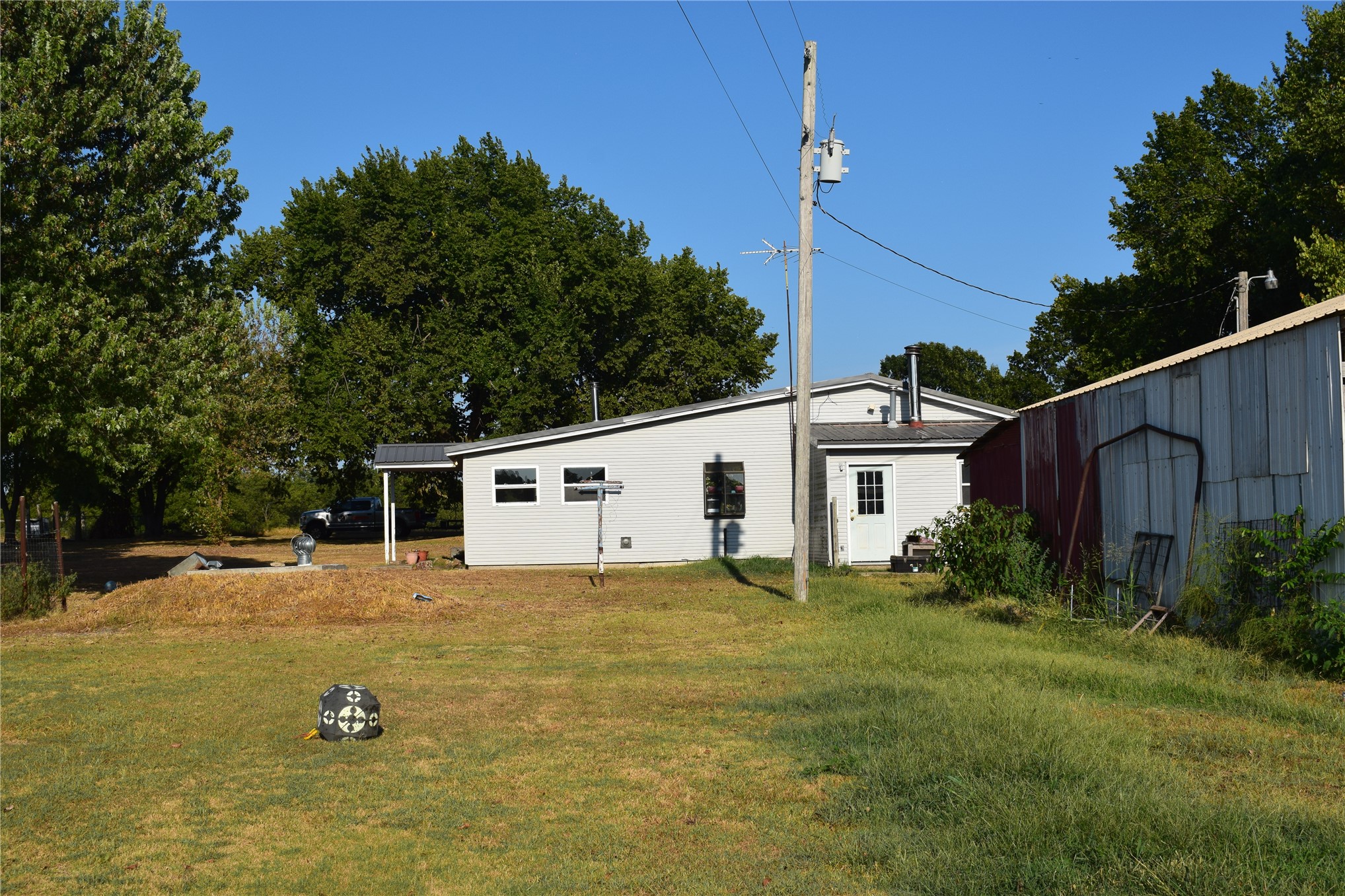 67451 E County Road 175 Road Wyandotte OK 74370