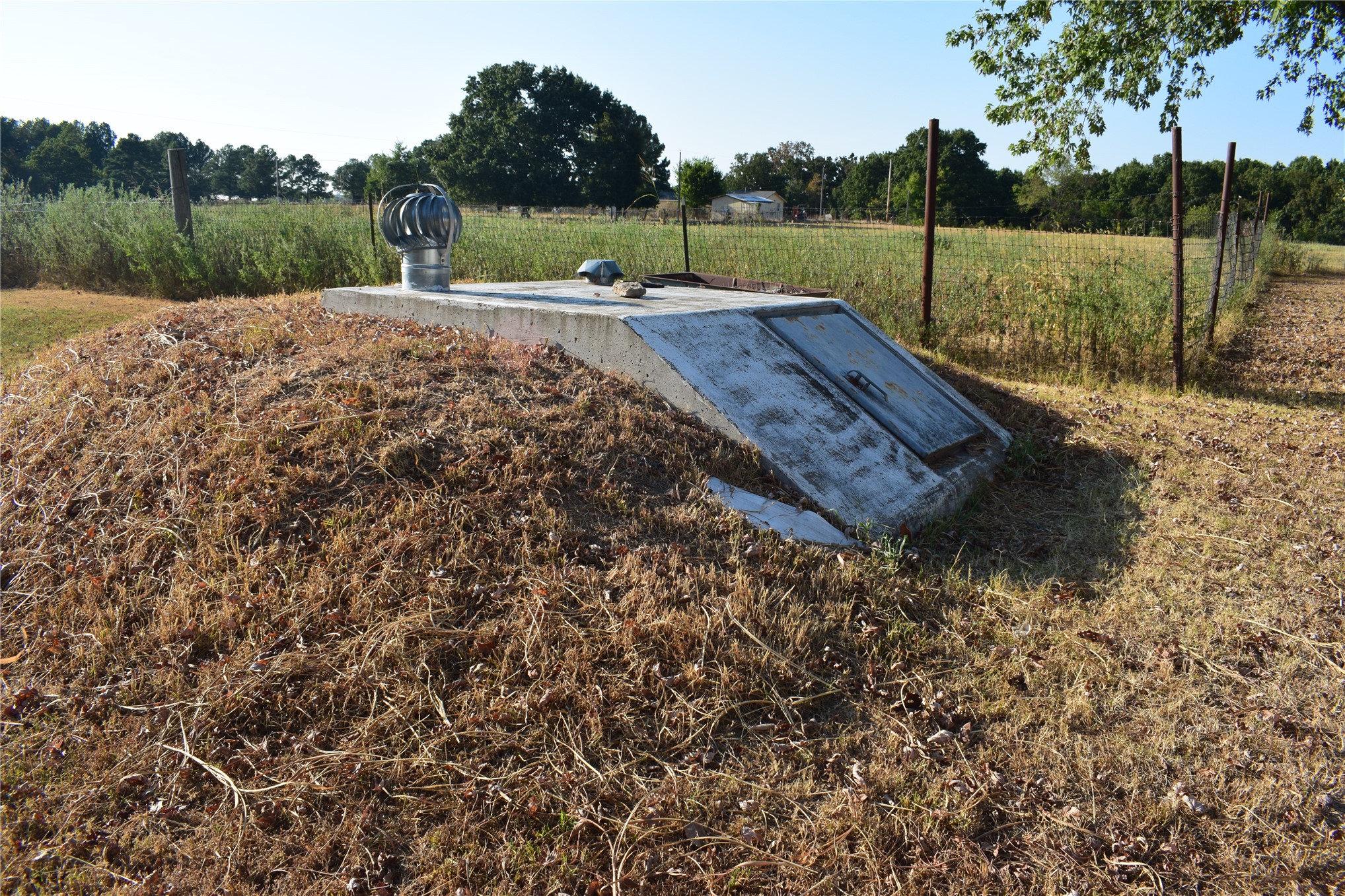 67451 E County Road 175 Road Wyandotte OK 74370