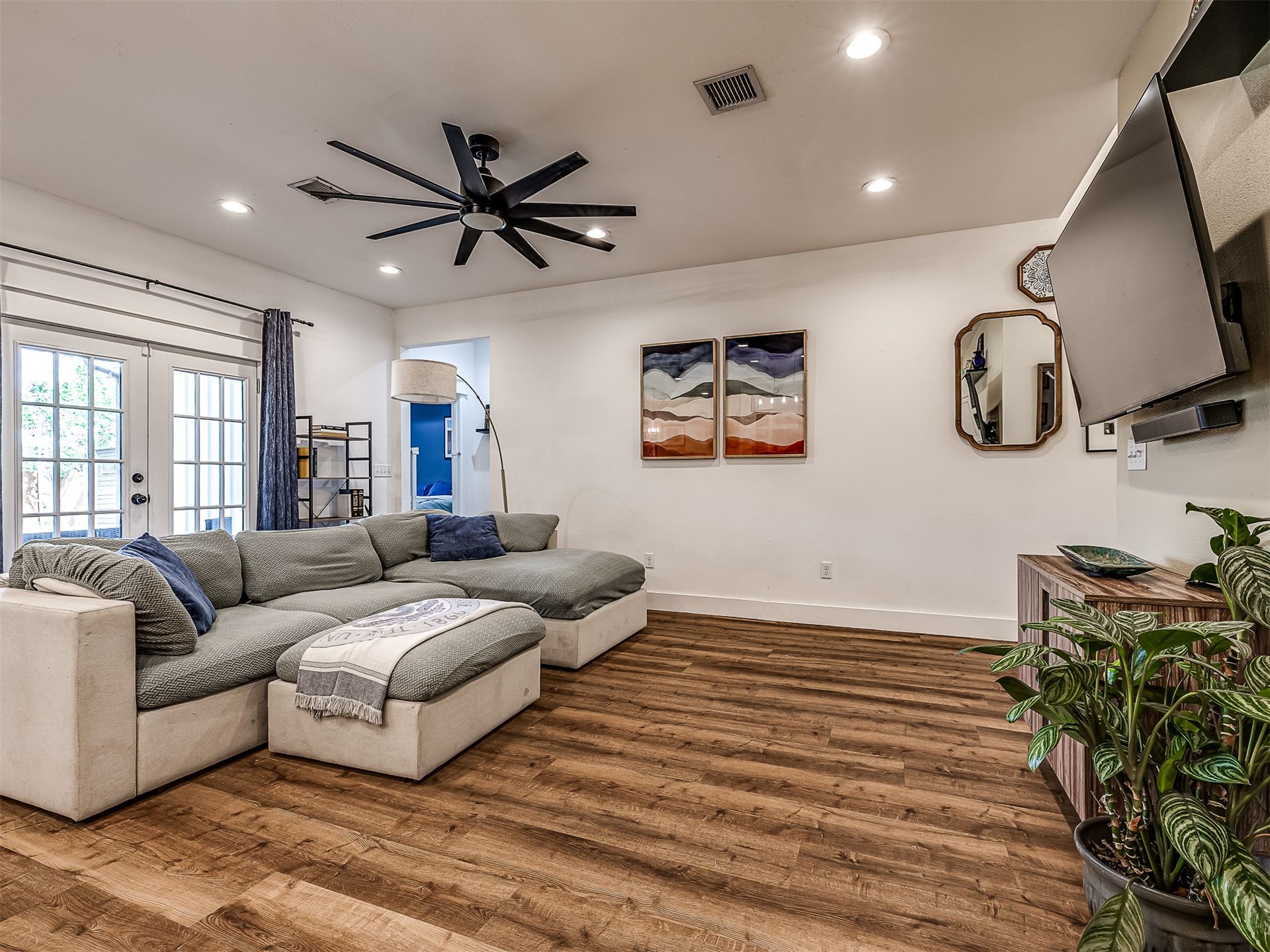 437 E Latimer Place Tulsa OK 74106