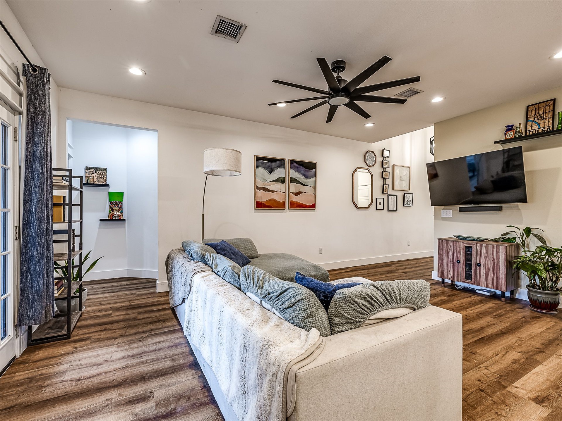 437 E Latimer Place Tulsa OK 74106