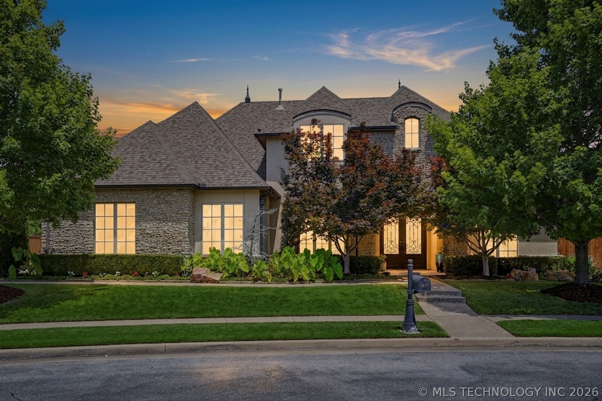 5917 E 106th Place Tulsa OK 74137