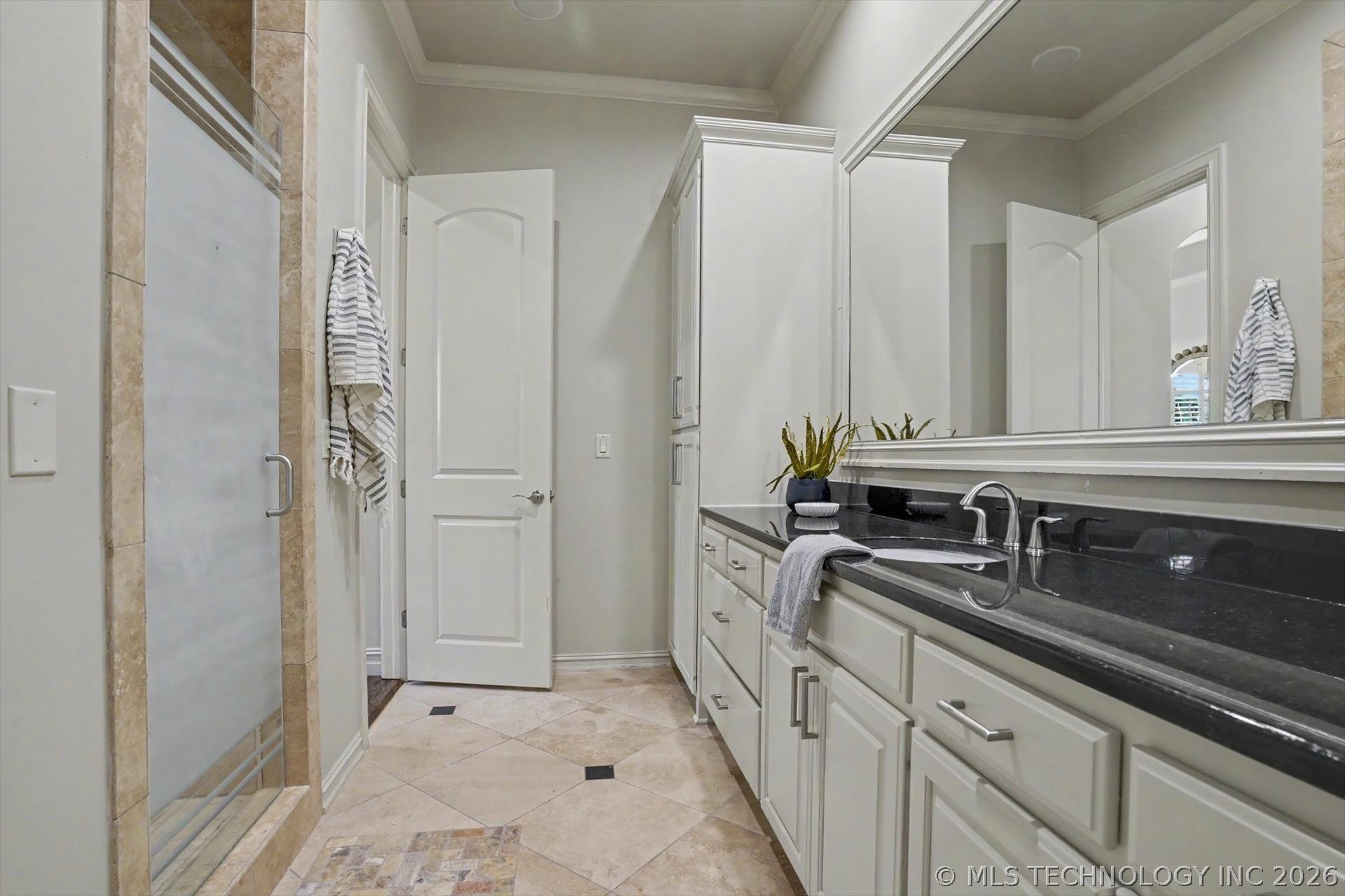 5917 E 106th Place Tulsa OK 74137