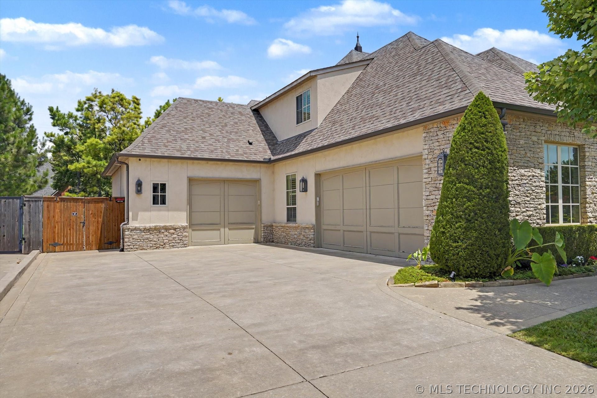 5917 E 106th Place Tulsa OK 74137