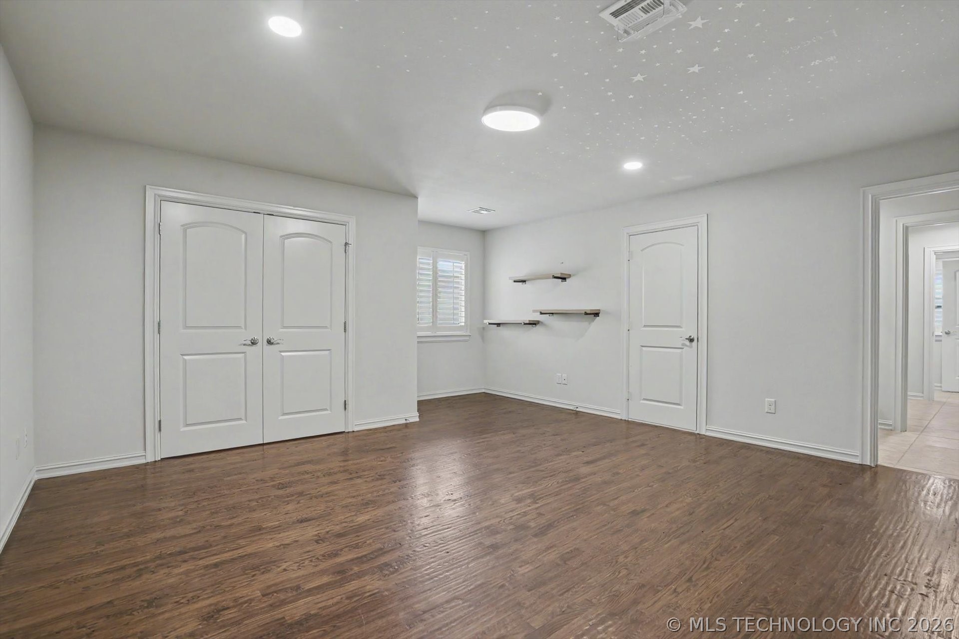 5917 E 106th Place Tulsa OK 74137