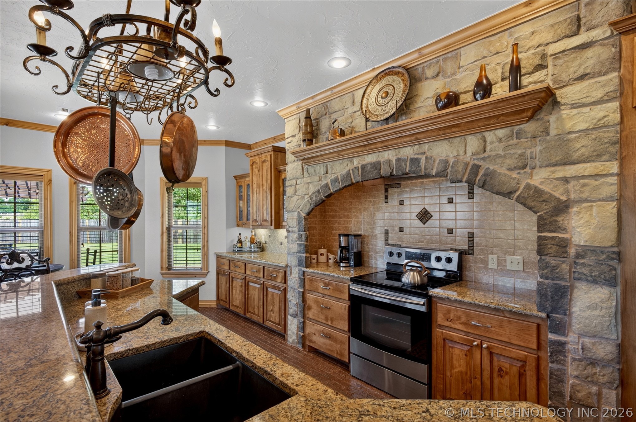 1379 S Willow Bend Atoka OK 74525